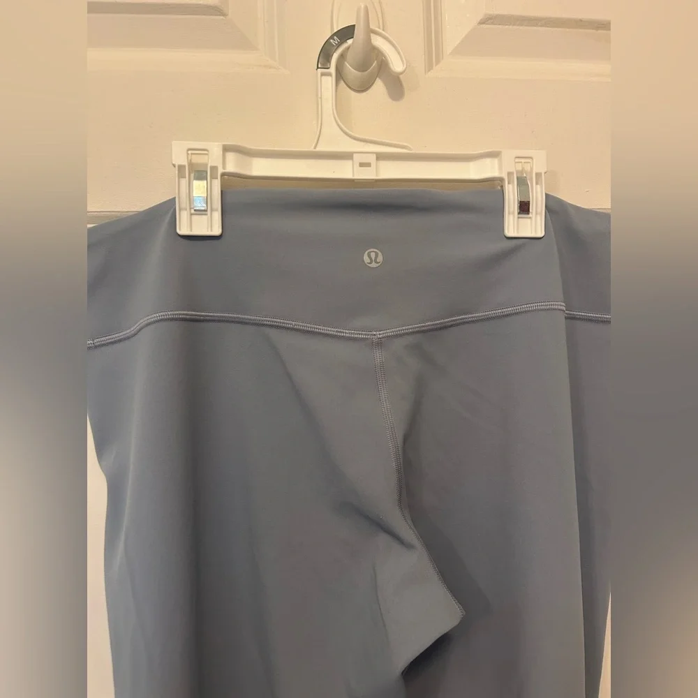 Lululemon align low rise flare leggings - Picture 7 of 14